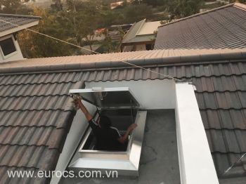 Eurodor roof access door – space-saving solution for access to the attic